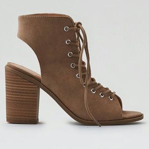 American Eagle suede lace front block heel
